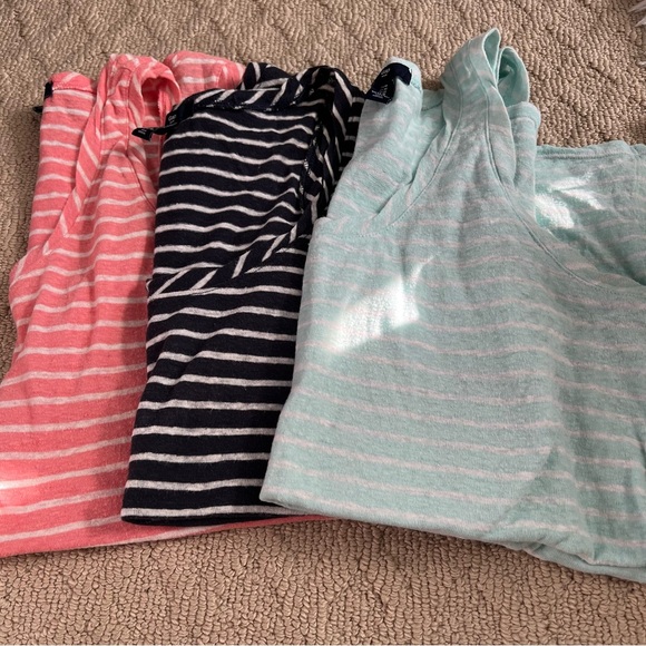 Gap | tank bundle - Picture 3 of 3